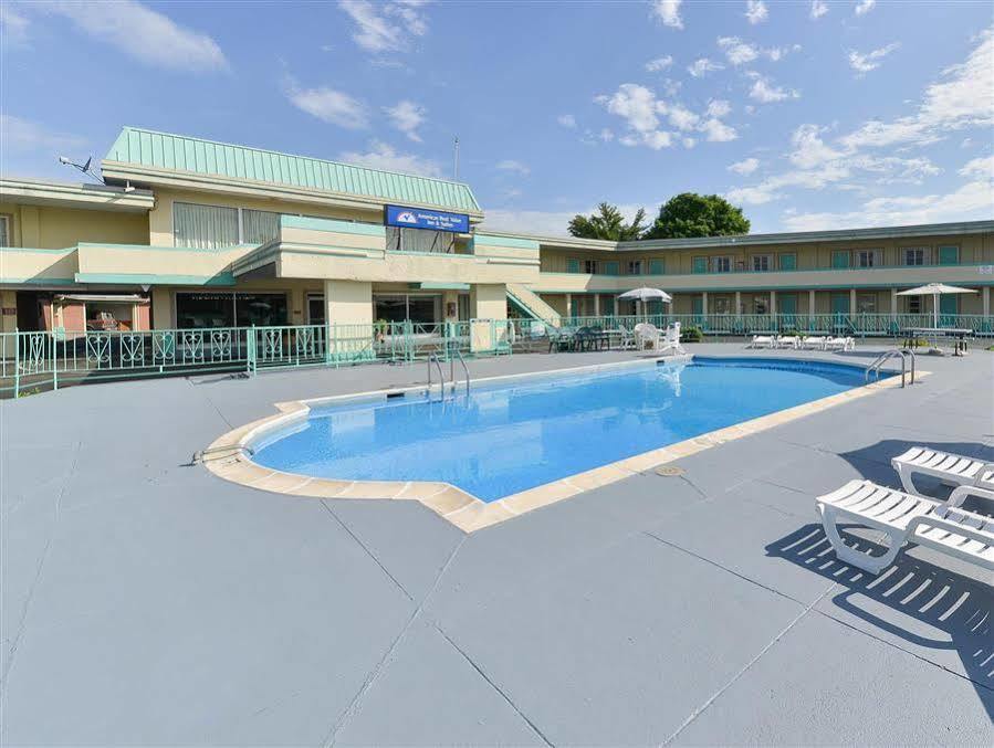 Americas Best Value Inn Suites South Boston Ngoại thất bức ảnh